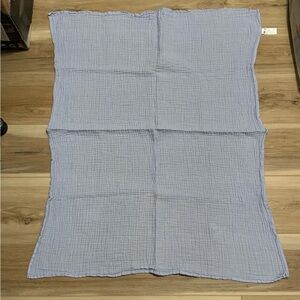 Muslin swaddle